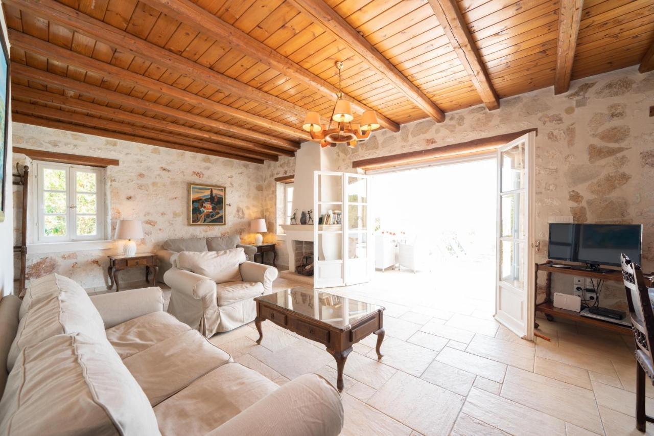 Villa Pelagos Tselendáta Екстериор снимка